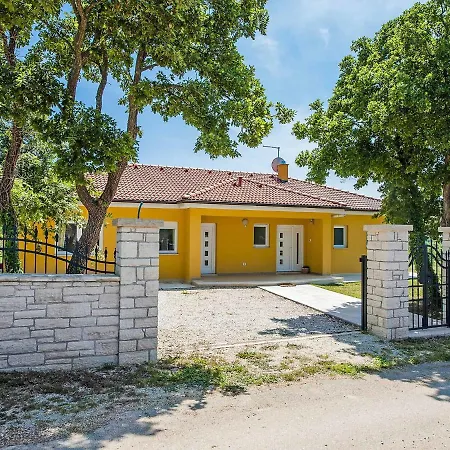 Jana 4 Bedroom Kanfanar